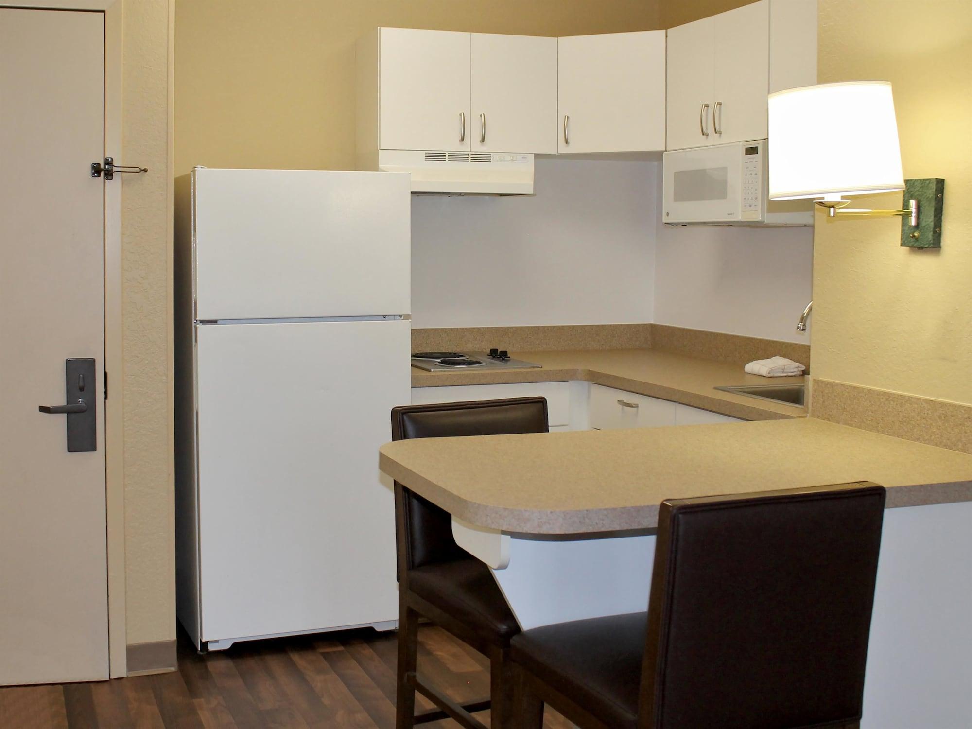 Extended Stay America Suites - Kansas City - Overland Park - Nall Ave Экстерьер фото