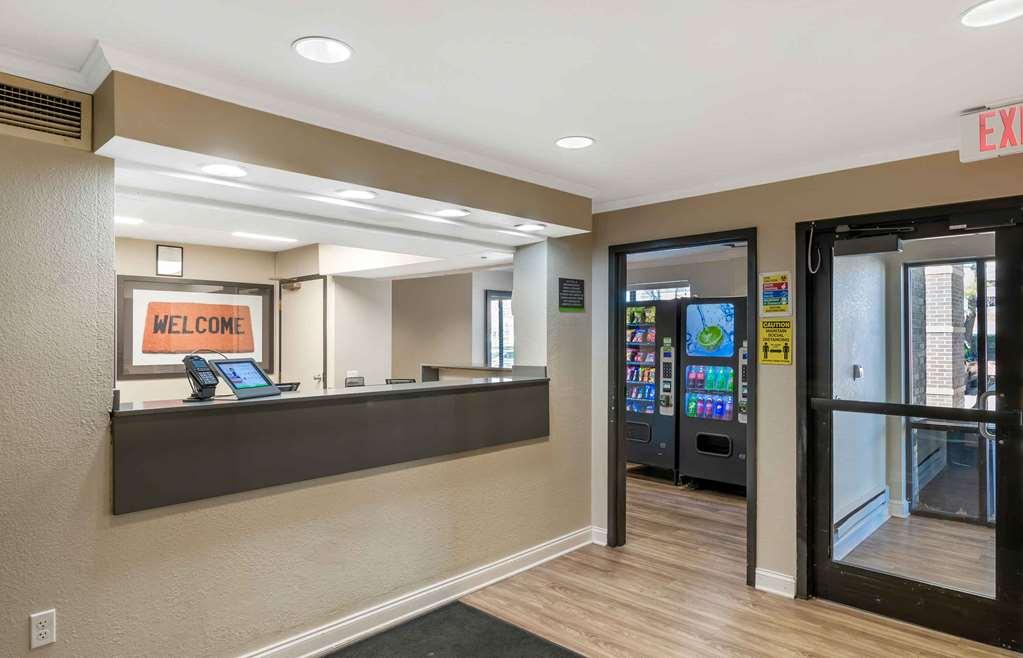 Extended Stay America Suites - Kansas City - Overland Park - Nall Ave Интерьер фото